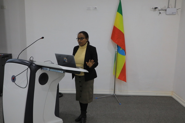 Dr. Helen Nigussie teaching